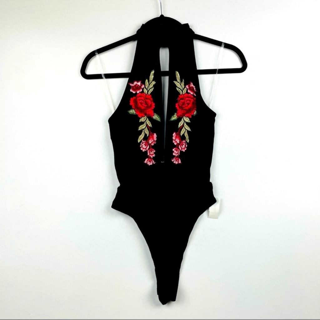 Sans Souci Black Bodysuit Floral Embroidered Size Small
